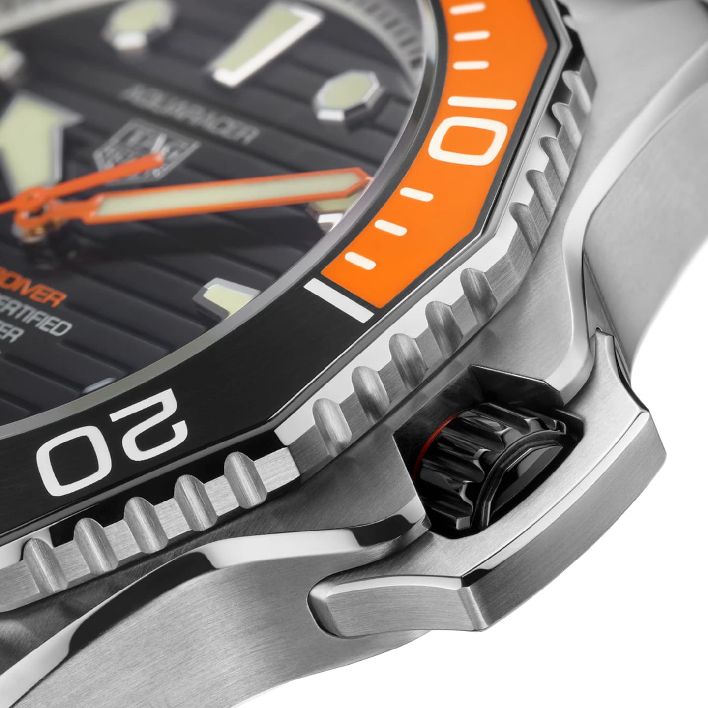 タグ・ホイヤー(TAG Heuer) アクアレーサープロフェッショナル1000